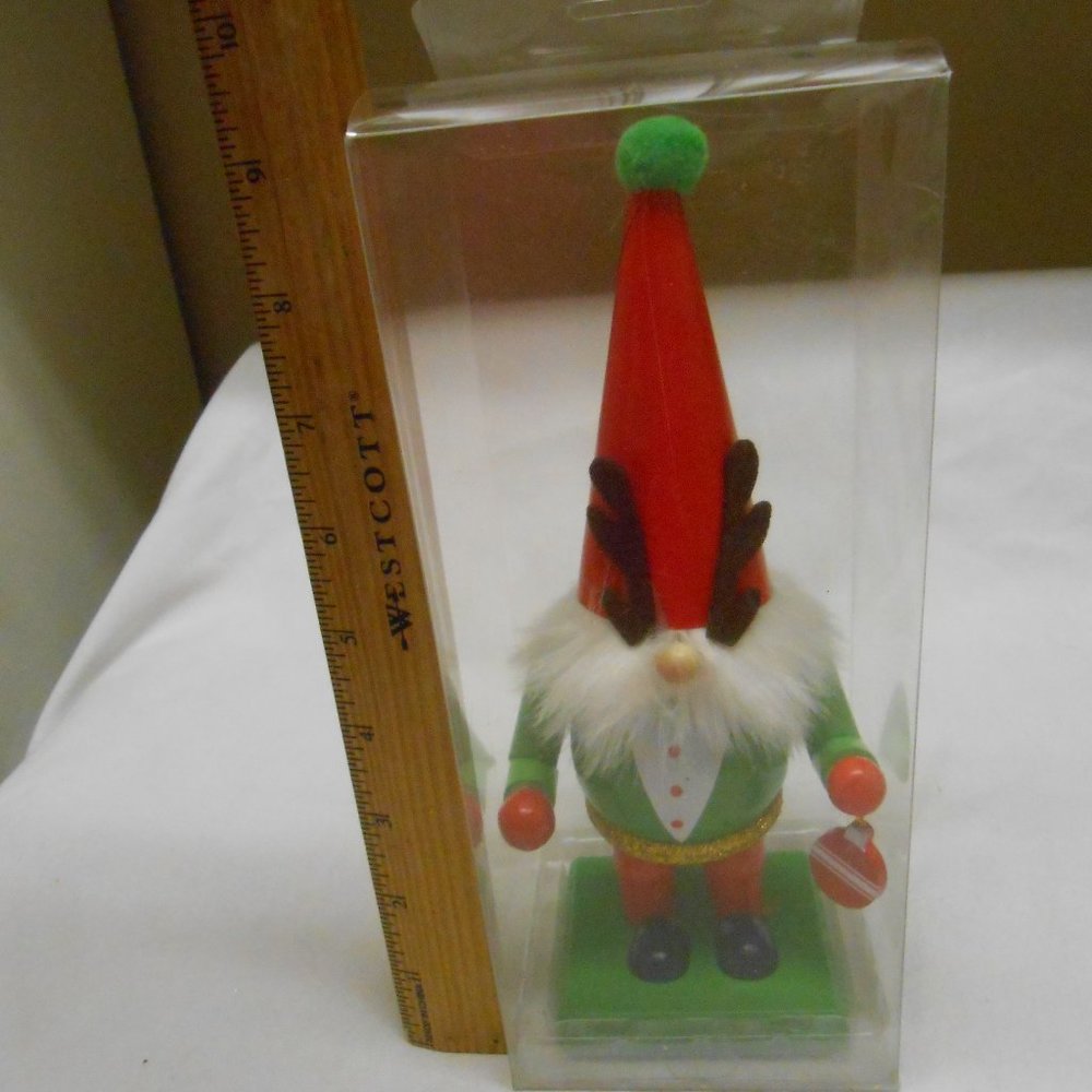 NIB Holiday Wooden glitter Santa Gnome Nutcracker w/ antlers 9 inches 🎅🎄
